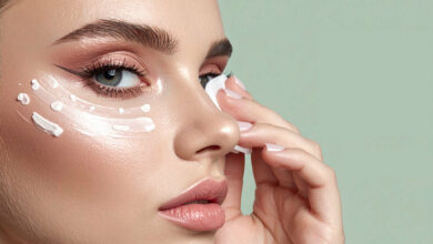 Do Oil-Blotting Papers Ruin Your Makeup Before a Meeting?